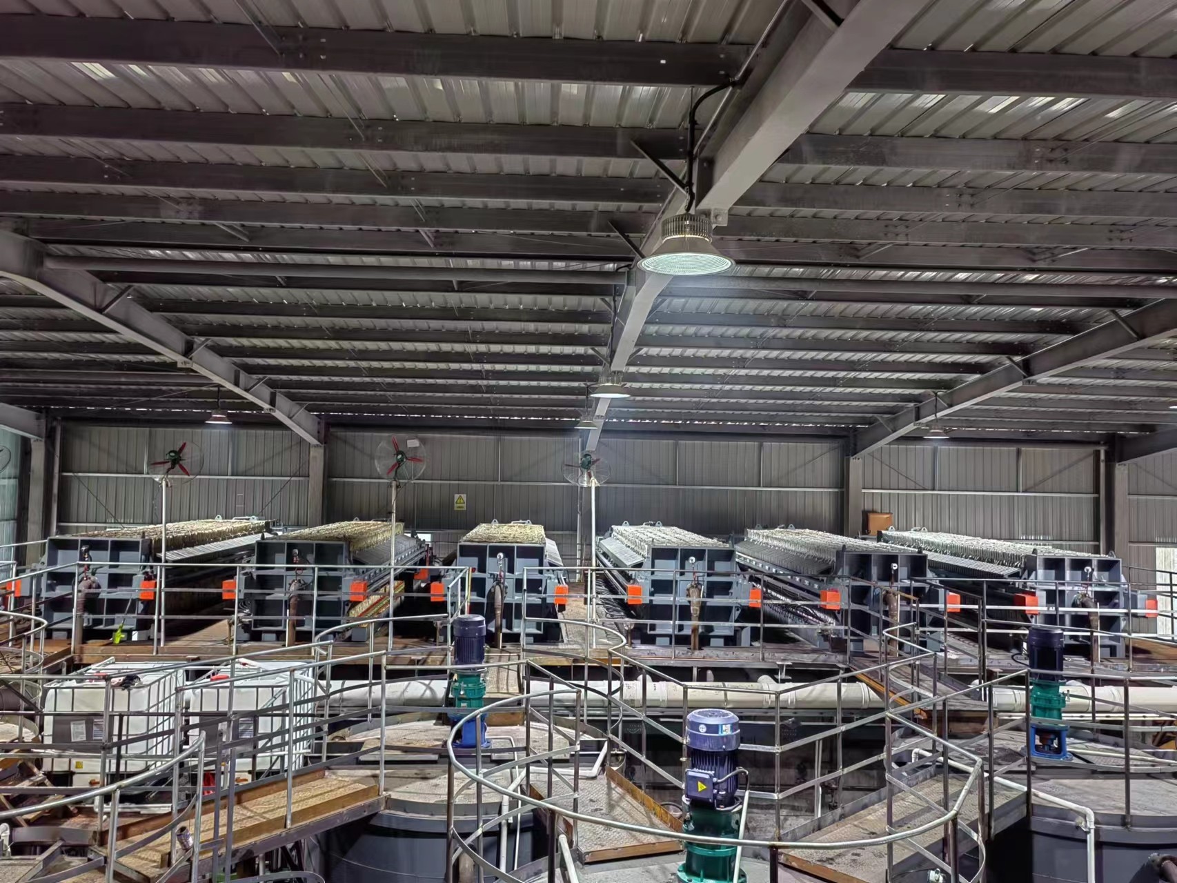 壓濾機(jī)-隔膜壓濾機(jī)-板框壓濾機(jī)-江蘇蘇東化工機(jī)械有限公司 壓濾機(jī)-隔膜壓濾機(jī)-板框壓濾機(jī)-江蘇蘇東化工機(jī)械有限公司